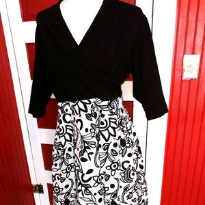 Eshakti Black White Floral Dress L/14